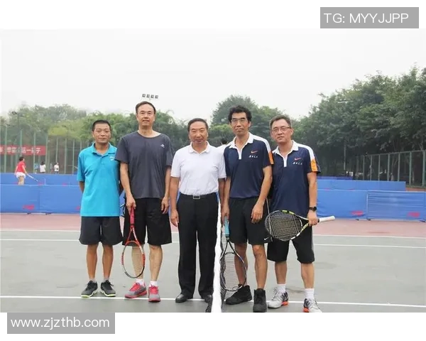 赛后分析：重庆网球队与深圳网球队的团队协作与战术执行探讨