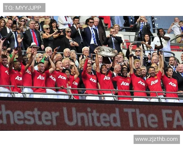 2015年曼联与曼城激战回顾红魔与蓝月亮的巅峰对决与精彩瞬间