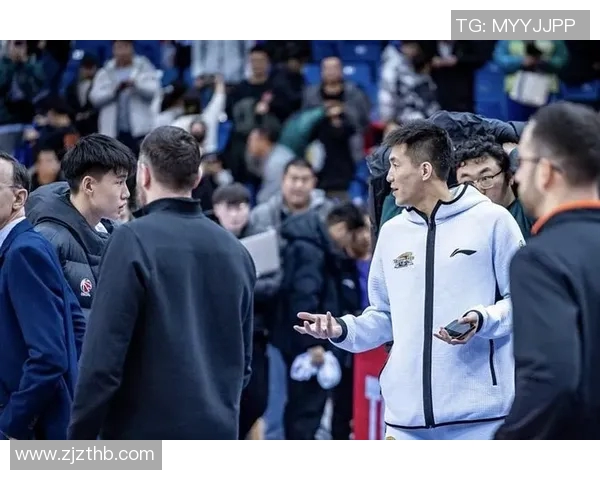 CBA季后赛辽宁队对阵福建队精彩直播全程回顾与分析