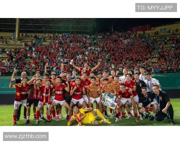 中甲联赛激战武汉与深圳球队争夺胜利的精彩对决即将上演