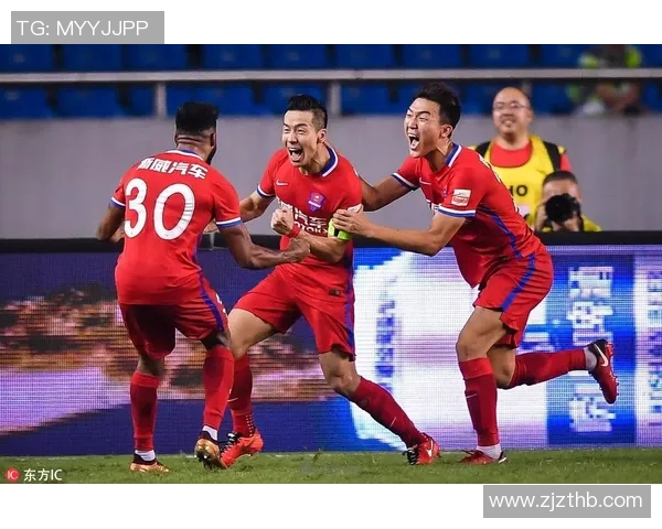 天津天海迎战重庆斯威争夺中超联赛关键三分的激烈对决