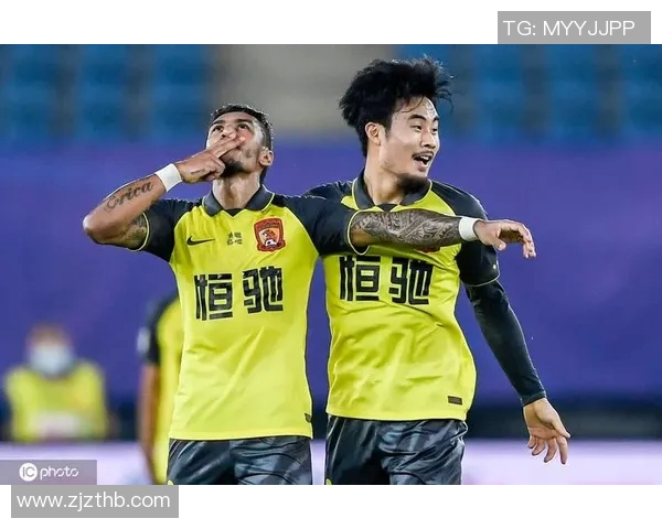 恒大与建业的巅峰对决谁能在这场较量中笑到最后