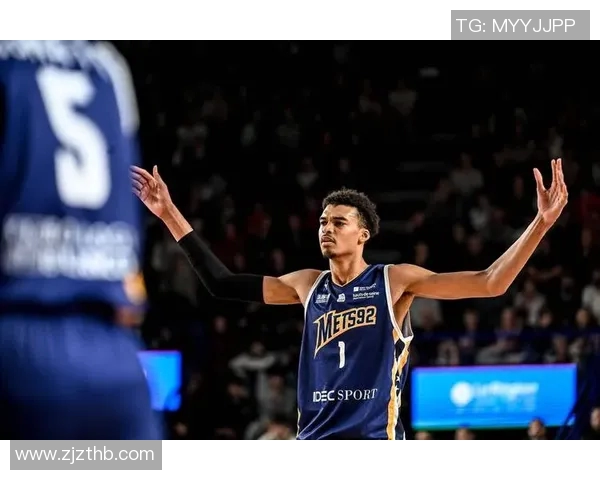 霍姆格伦复出首战表现惊艳7次盖帽助力雷霆重建圆满成功 霍姆格伦复出首战表现惊艳7次盖帽助力雷霆重建圆满成功