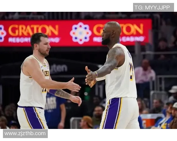 湖人对决国王11月28日精彩直播全程回顾与赛前分析 湖人对决国王11月28日精彩直播全程回顾与赛前分析